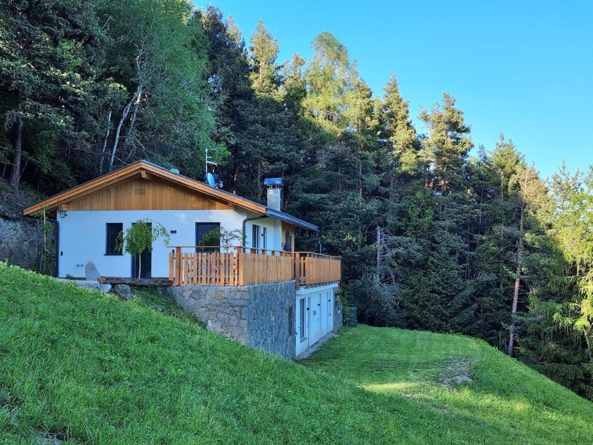 Alone In Chalet With View On Dolomites วิลลานโดร ภายนอก รูปภาพ